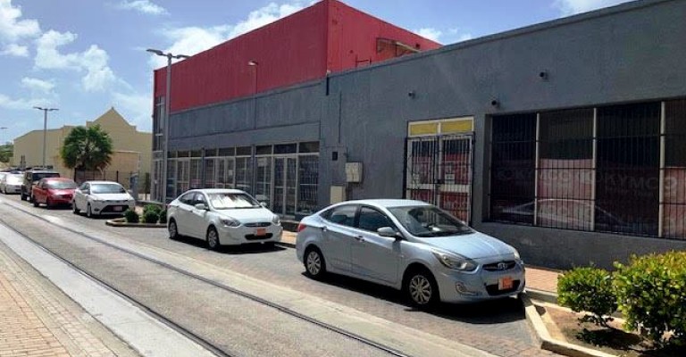 Commercial building in Oranjestad