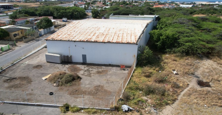 Warehouse in Oranjestad. On hold.