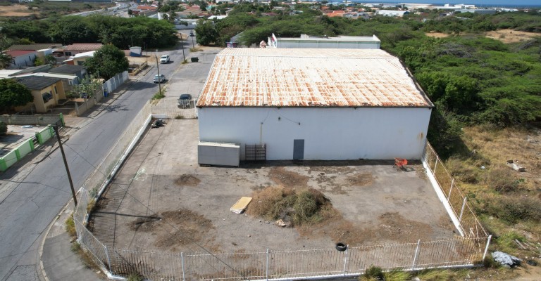 Warehouse in Oranjestad. On hold.