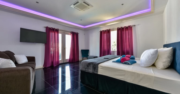 Palm Beach Luxury Villa