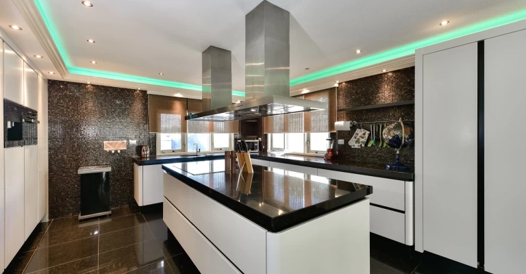 Palm Beach Luxury Villa