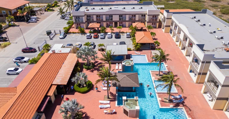 The Pearl Condo 1