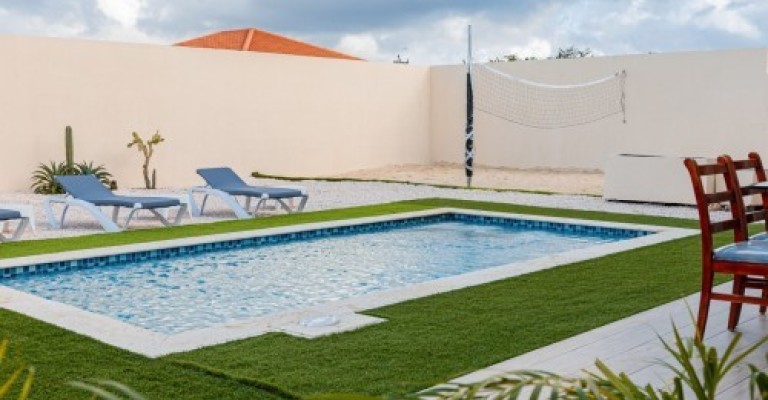 Luxury 4 bedroom home in Sero Blanco