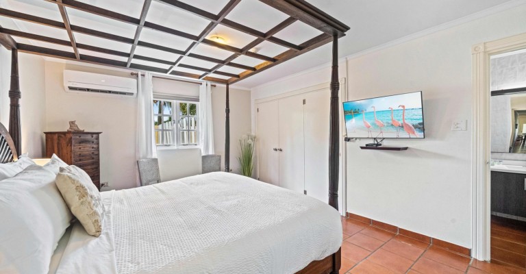 Villa Nirvana