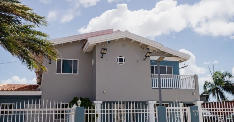 Spacious Two Story Home in Nuñe