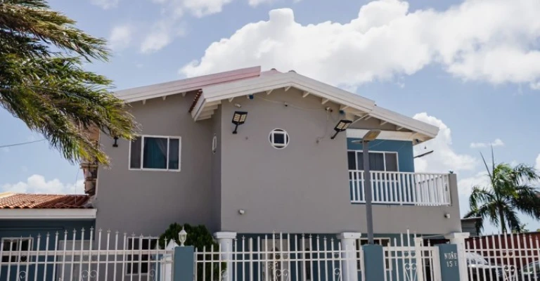 Spacious Two Story Home in Nuñe
