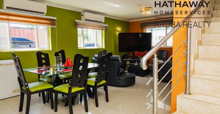Spacious Two Story Home in Nuñe
