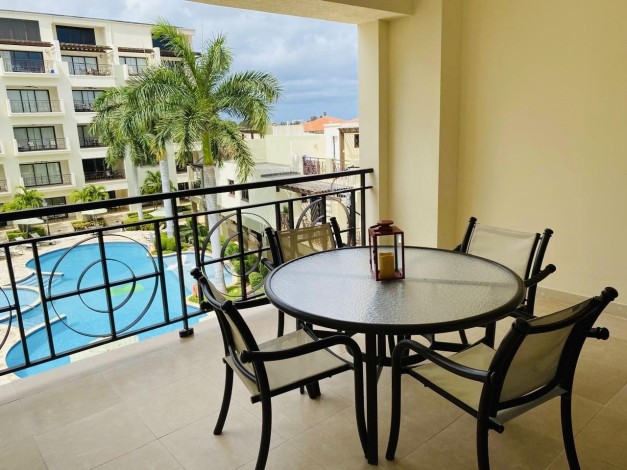 Palmaruba 2-bedroom condo