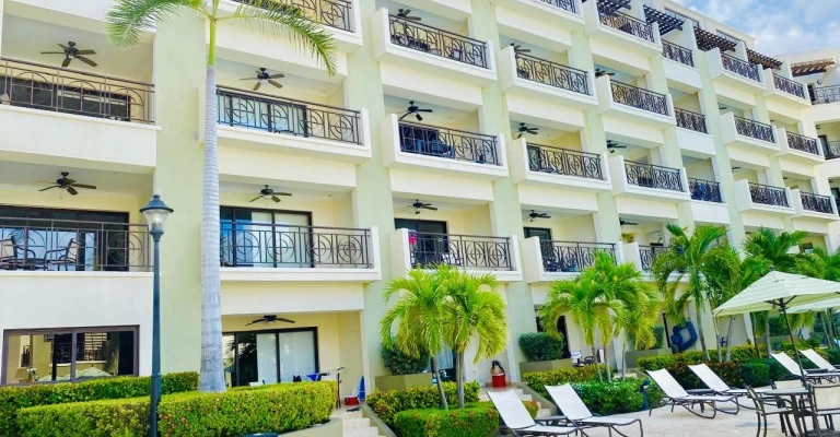 Palmaruba 2-bedroom Modern Loft