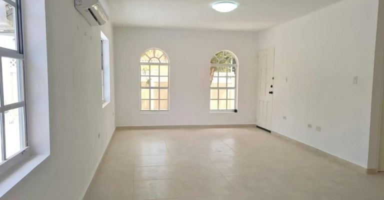 Spacious home with pool for rent