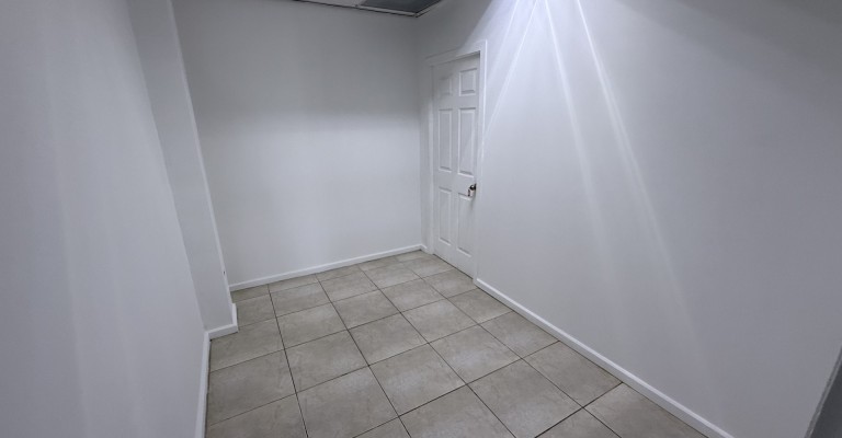 Hoet Building Commercial Unit