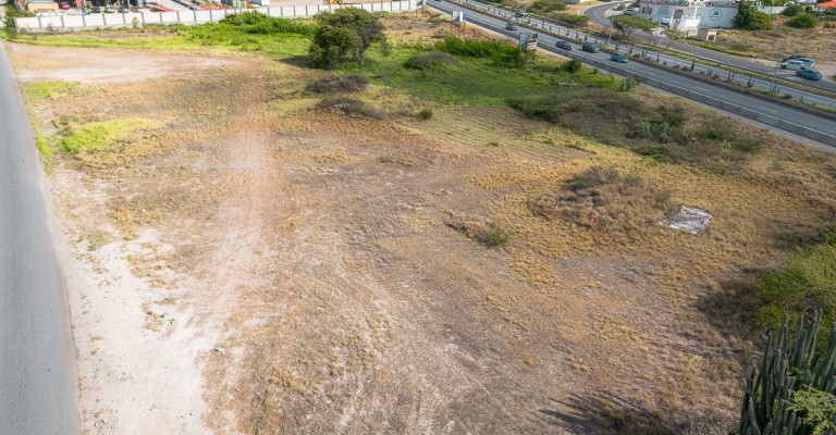 Prime Commercial Land 10,533 m²