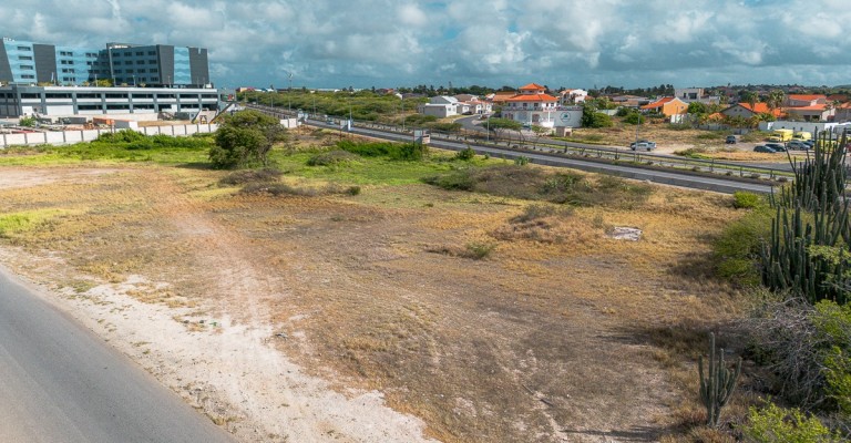 Prime Commercial Land 10,533 m²