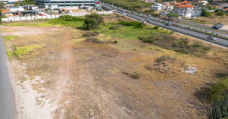 Prime Commercial Land 10,533 m²