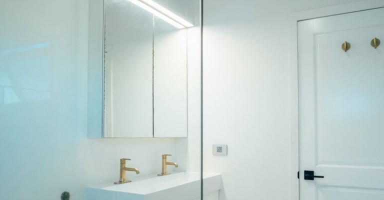 Sophisticated Modern Home