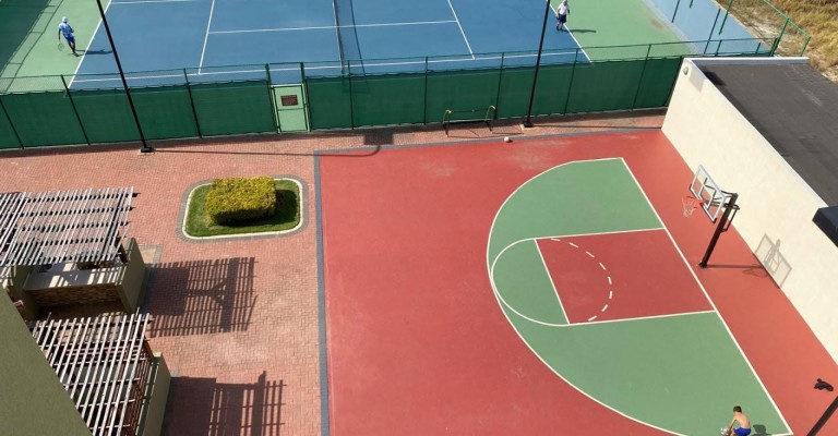 Palmaruba Condo Veronica