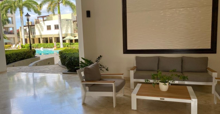 Palmaruba Condo Veronica