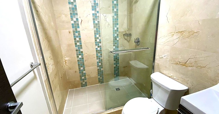 Palmaruba Condo Veronica