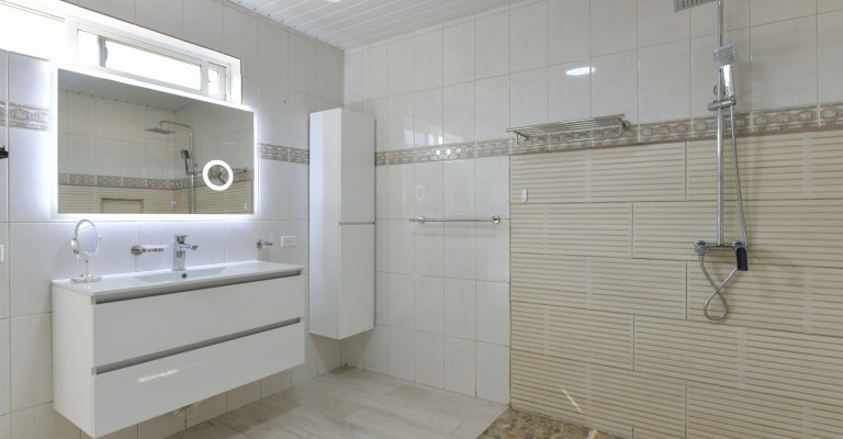 Strea 4, Tarabana Residence