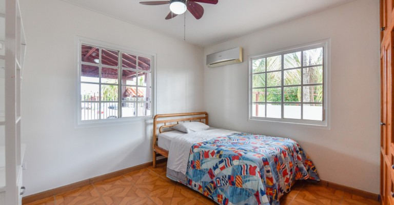 Strea 4, Tarabana Residence