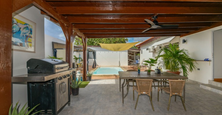 Strea 4, Tarabana Residence