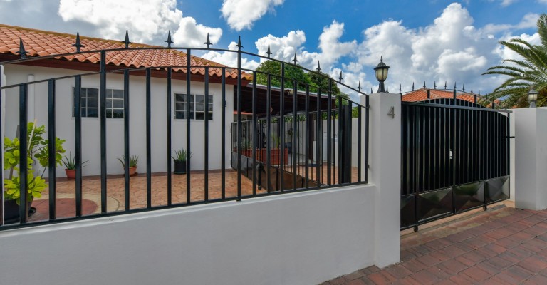 Strea 4, Tarabana Residence