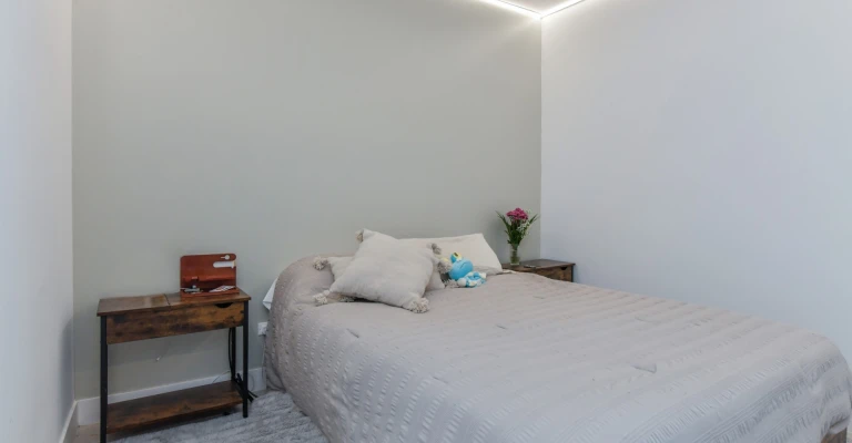 Acqua Condo 221