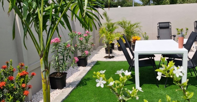 fully furnished 2 bedroom Tiny Home in Oranjestad