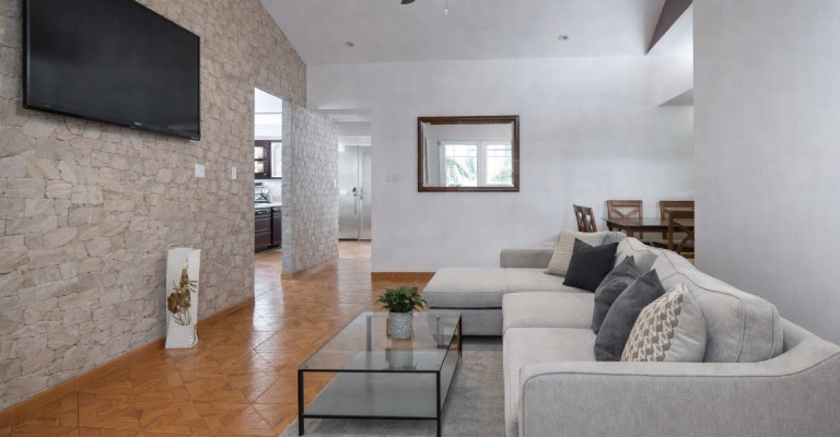 Charming Property with 2 Apartments in Tarabana Residence