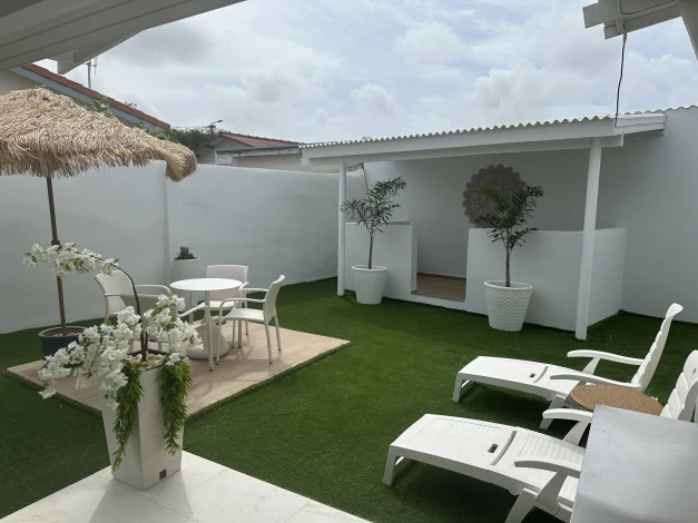 3 bedroom home and apartment