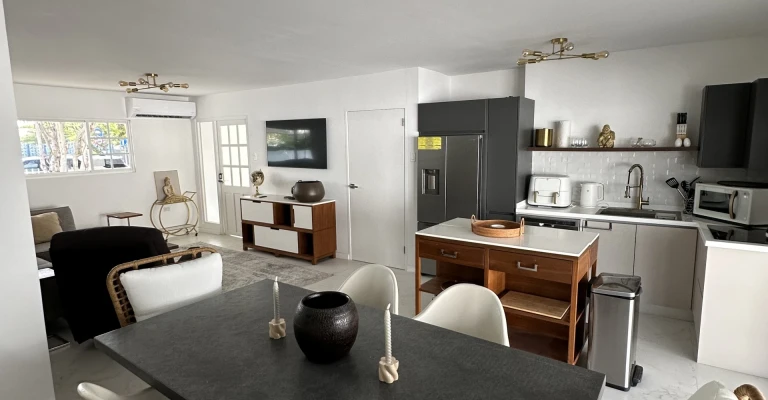 3 bedroom home and apartment