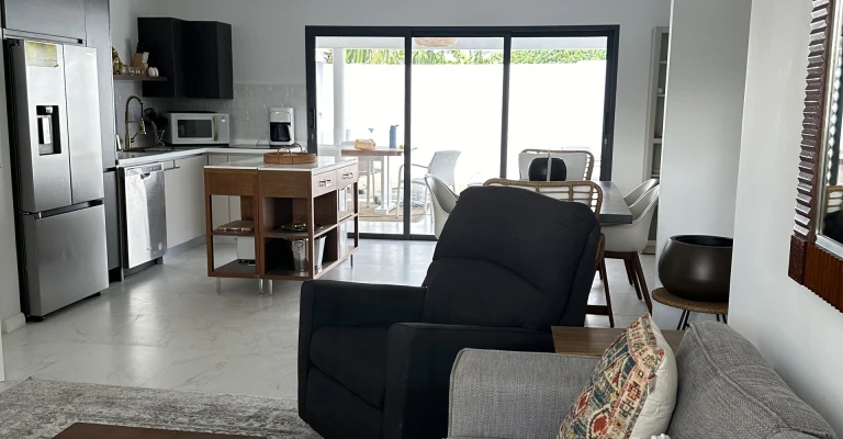 3 bedroom home and apartment
