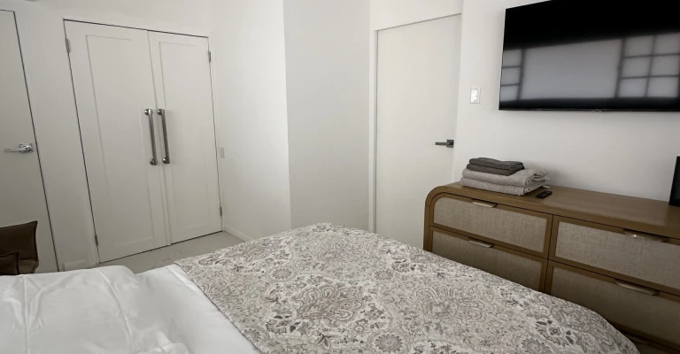 3 bedroom home and apartment