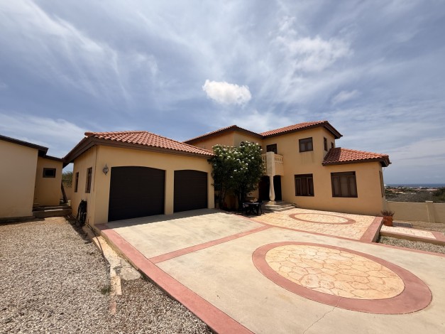 San Nicolas Villa