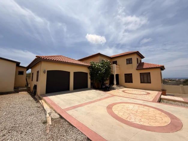 San Nicolas Villa