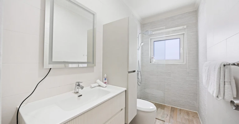 Modern 3 Bedroom Home in Opal