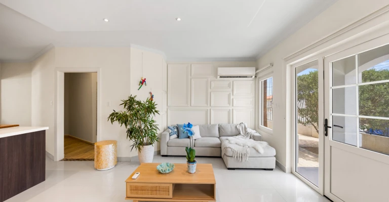 Modern 3 Bedroom Home in Opal