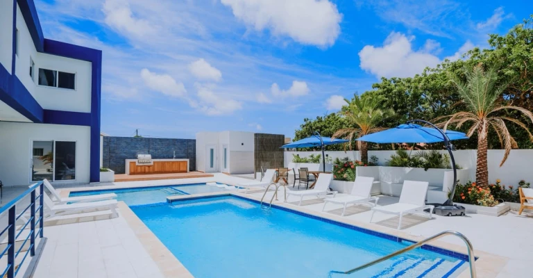 Brand-New Boutique Luxury Condo