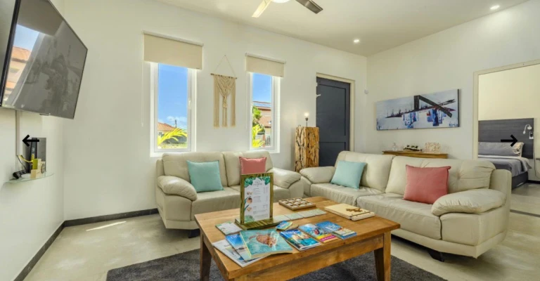 4 Bedroom Pool House Turn Key in Tibushi