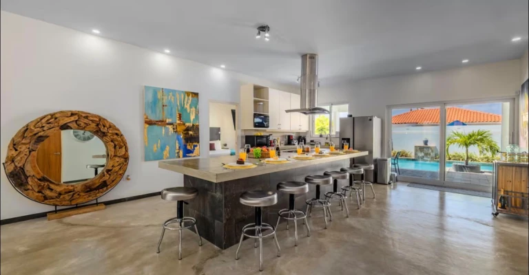 4 Bedroom Pool House Turn Key in Tibushi